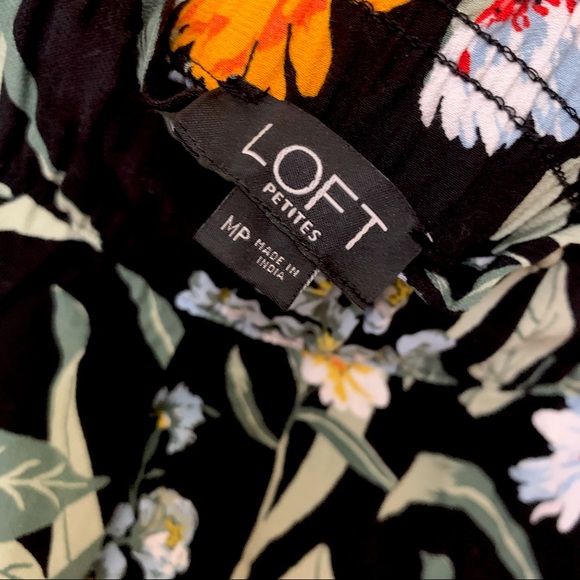 Petite LOFT Cropped Pant - Picture 1 of 7